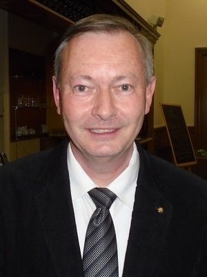 Gilles Goutaudier, Trésorier(ère)